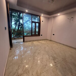 Room in 2 BHK Builder Floor at Vasant Kunj – for Sale