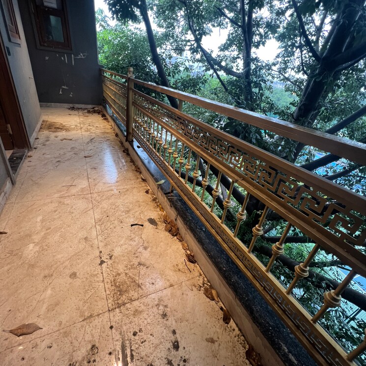 Balcony, vasant kunj 2 Bedroom 100 Sq.Yd. Builder Floor In Vasant Kunj Delhi 9276354