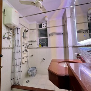 Attached Bathroom in 3 BHK Villa at South City 2 – for Rent