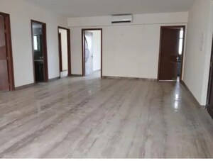 Room in 4 BHK Apartment at Ireo The Grand Arch, Sector 58 – for Sale