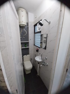 Bathroom in 1 RK Independent House at Dlf Phase V – for Rent