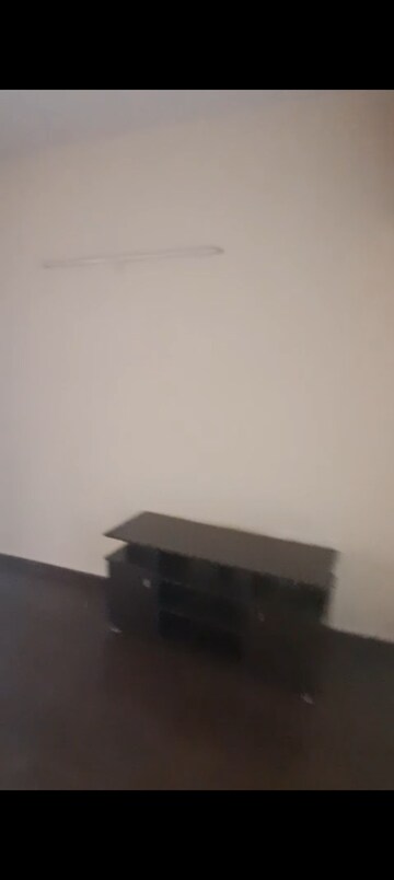 Furnished Amenities in 2 BHK Apartment at Landcraft Golf Links, Pandav Nagar – for Sale