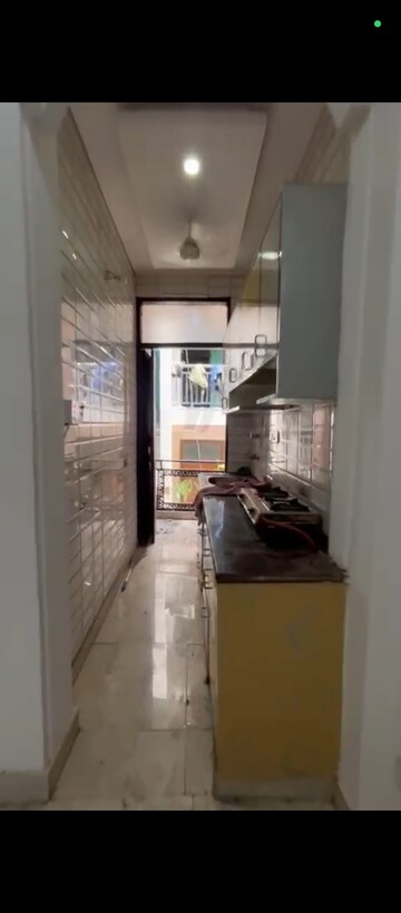 Kitchen in 1.5 BHK Builder Floor at Govindpuri – for Rent