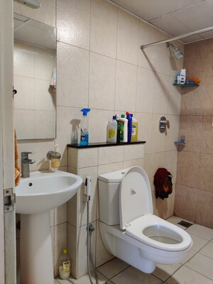 Bathroom in 2.5 BHK Apartment at Prestige Ferns Residency, Harlur – for Rent