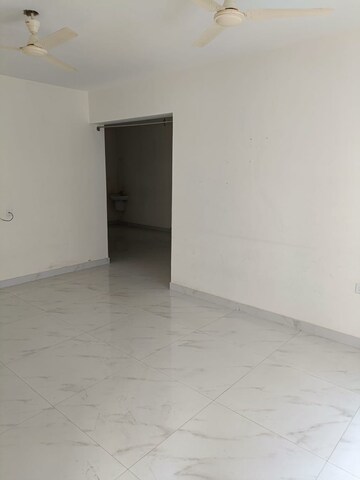 Room in 3 BHK Apartment at Tadepalli – for Rent