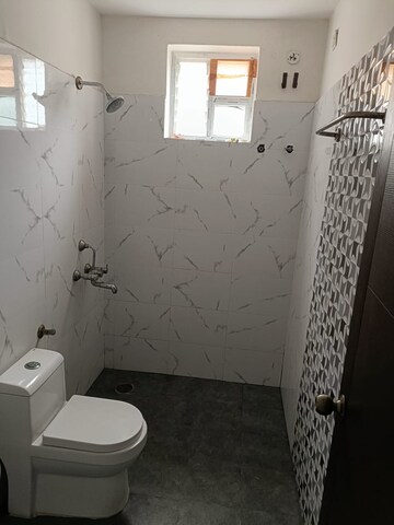Bathroom in 3 BHK Apartment at Tadepalli – for Rent