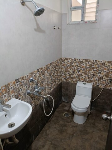 Bathroom in 3 BHK Apartment at Tadepalli – for Rent