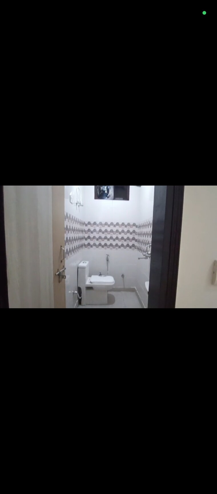 Room, govindpuri 3 Bedroom 90 Sq.Yd. Builder Floor In Govindpuri Delhi 9276550