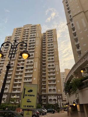 3 BHK Apartment For Sale in Purvanchal Royal City, Chi V Greater Noida