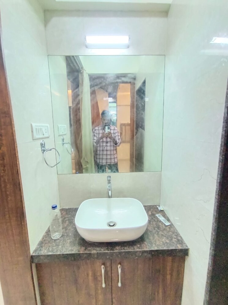 Bathroom, atharva-shweta-chs 2 Bedroom 715 Sq.Ft. Apartment In Chembur Mumbai 9276534