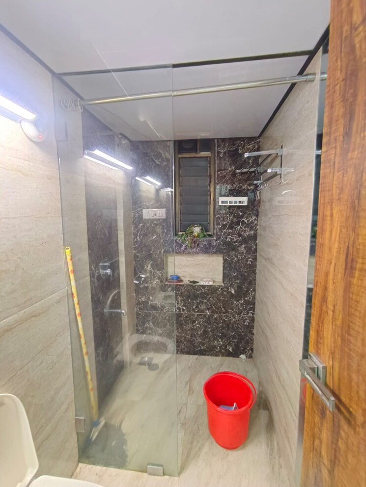 Bathroom, atharva-shweta-chs 2 Bedroom 715 Sq.Ft. Apartment In Chembur Mumbai 9276534