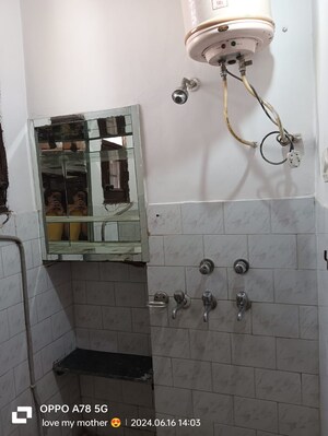 Bathroom in 2 BHK Builder Floor at Sector 38 – for Rent