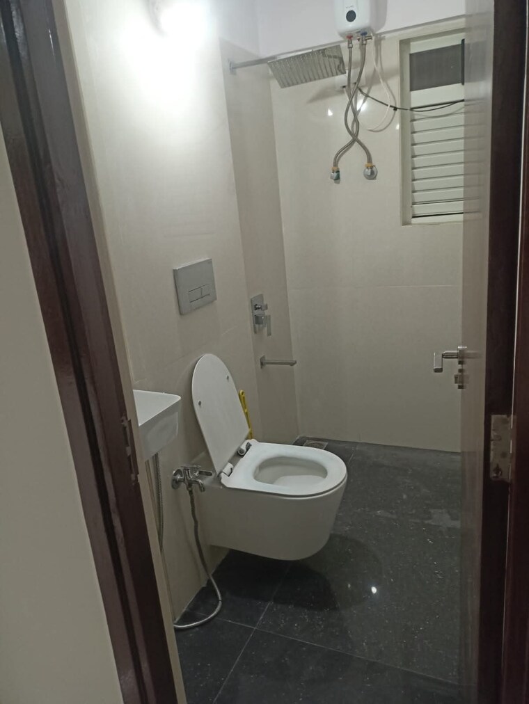 Bathroom, ruparel-orion 2 Bedroom 820 Sq.Ft. Apartment In Chembur Mumbai 9276614
