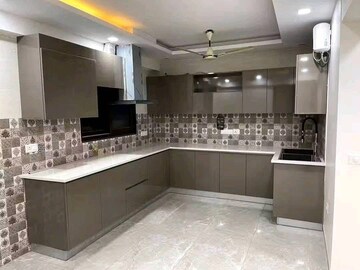 Kitchen in 2 BHK Builder Floor at Sector 23 – for Rent