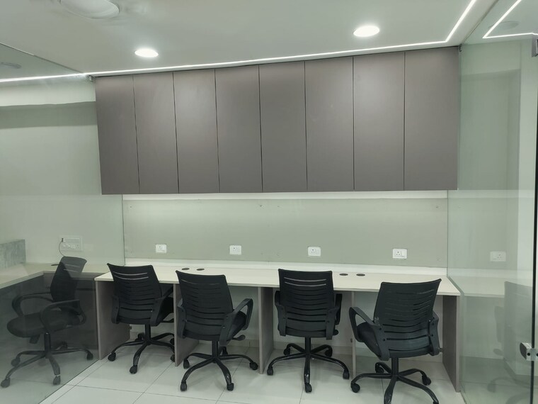 Team Area, satellite Commercial Office Space 941 Sq.Ft. In Satellite Ahmedabad 9276823