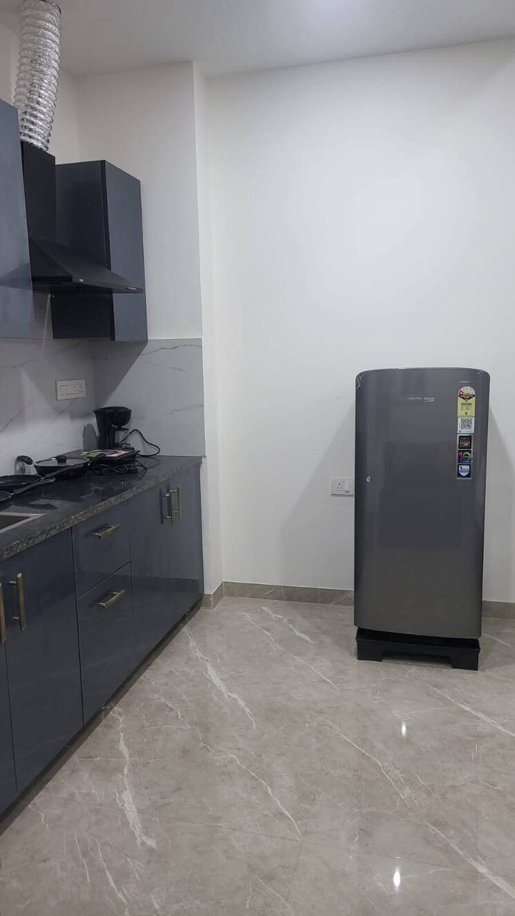 Kitchen, sector 23 2.5 Bedroom 1540 Sq.Ft. Builder Floor In Sector 23 Gurgaon 9276769