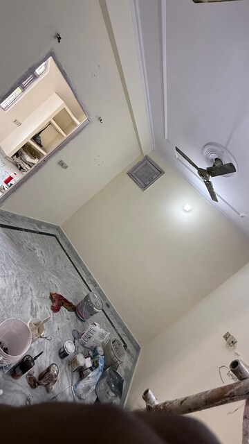 Living Room in 1 BHK Builder Floor at Vaishali Sector 5 – for Rent