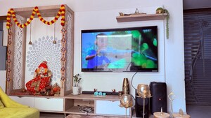 Furnished Amenities in 4 BHK Apartment at Prateek Edifice, Sector 107 – for Rent