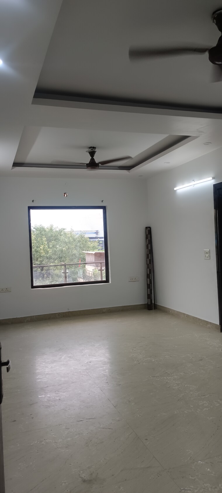 Room, meenakshi garden 3 Bedroom 1350 Sq.Ft. Builder Floor In Meenakshi Garden Delhi 9276847