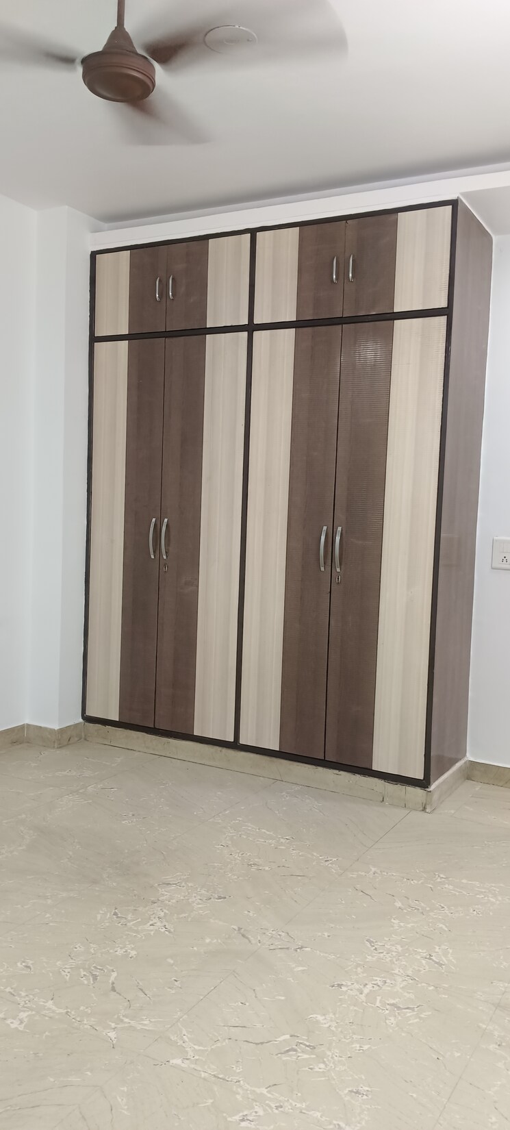 undefined, meenakshi garden 3 Bedroom 1350 Sq.Ft. Builder Floor In Meenakshi Garden Delhi 9276847