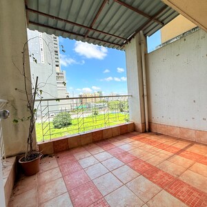 Room in 3 BHK Apartment at Paranjape Crystal Garden, Baner – for Rent