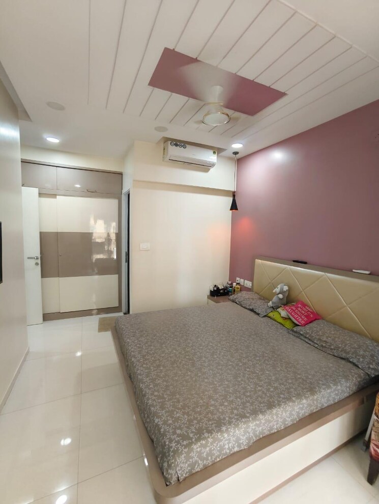 Bedroom, rustomjee-azziano-wing-e 2 Bedroom 848 Sq.Ft. Apartment In Thane West Thane 9276879