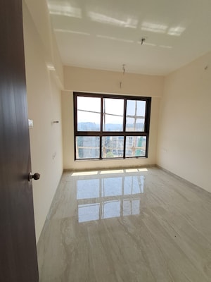 Room in 3 BHK Apartment at Aventus Westbrook, Andheri East – for Sale