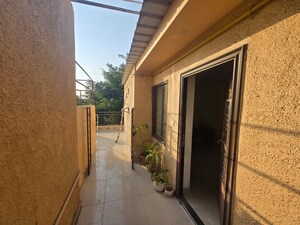 Balcony in 1 BHK Apartment at South Delhi – for Rent