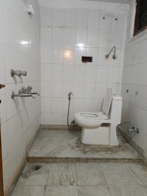 Bathroom in 2 BHK Builder Floor at SS Southend Floors, South City 2 – for Rent
