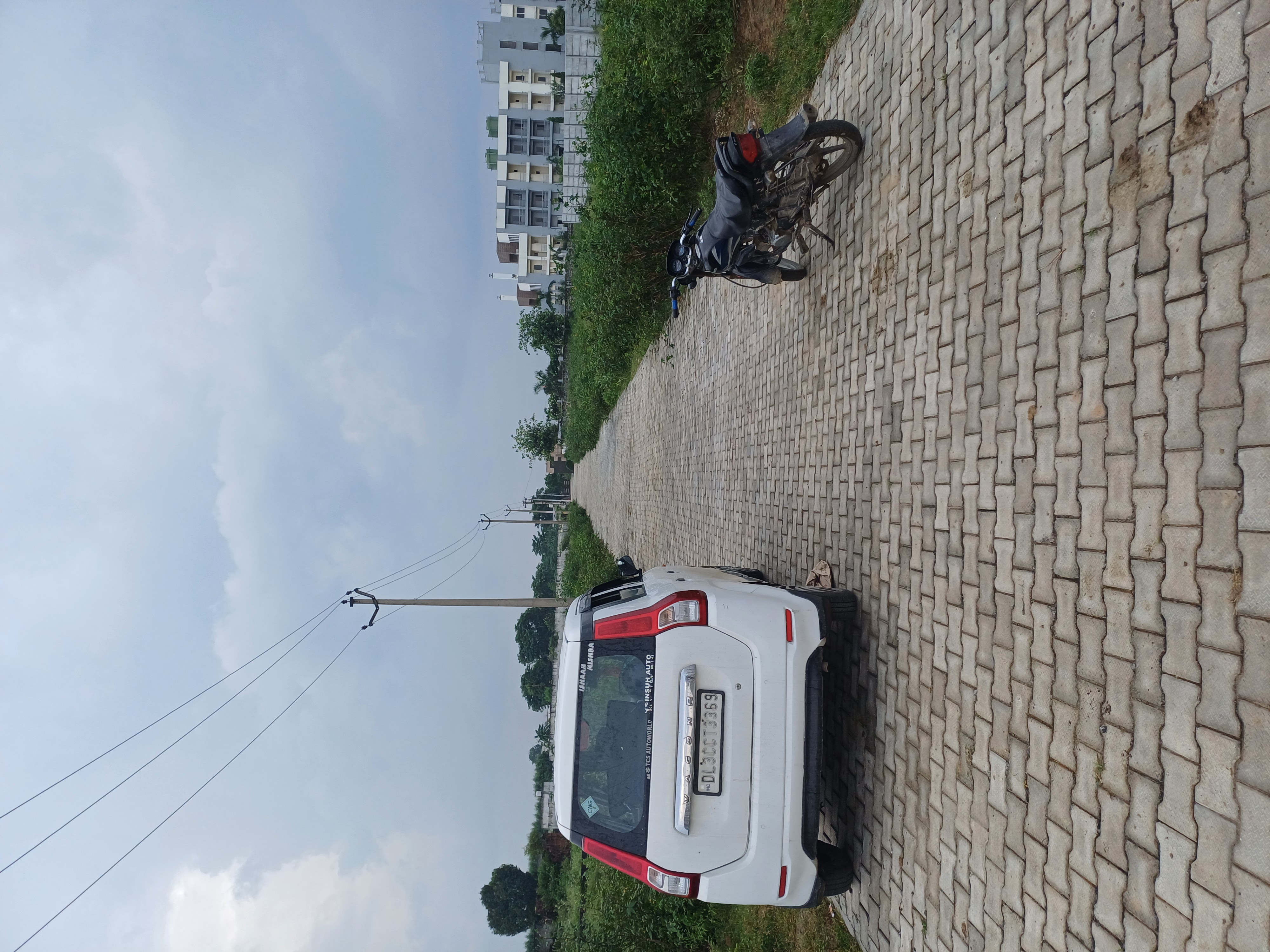 Plot For Sale in Jay Guru Ji Property 
