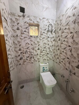 Bathroom in 2 BHK Apartment at Paschim Vihar – for Rent