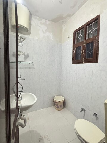 Bathroom in 3 BHK Builder Floor at Vaishali Nagar – for Rent