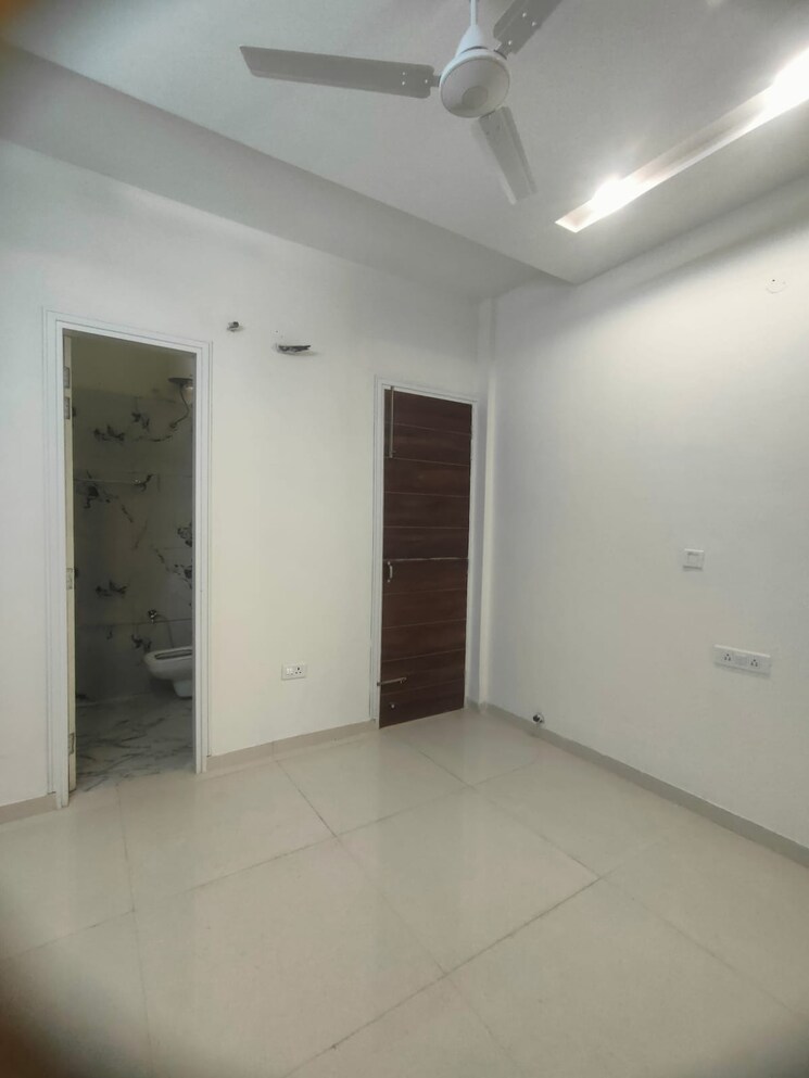 Room, dhakoli 2 Bedroom 1310 Sq.Ft. Apartment In Dhakoli Zirakpur 9276960