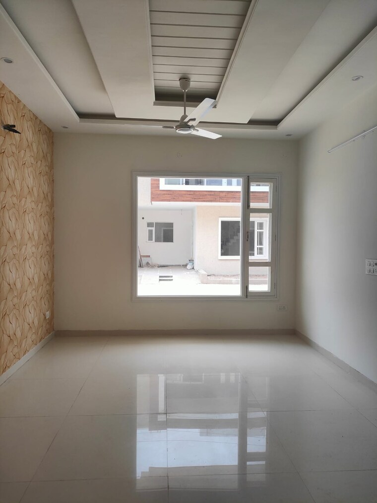 Room, dhakoli 2 Bedroom 1310 Sq.Ft. Apartment In Dhakoli Zirakpur 9276960