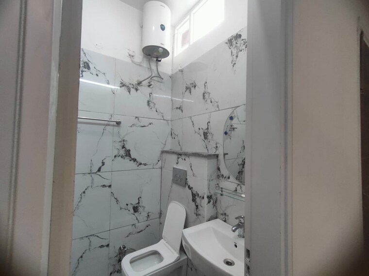 Bathroom, dhakoli 2 Bedroom 1310 Sq.Ft. Apartment In Dhakoli Zirakpur 9276960