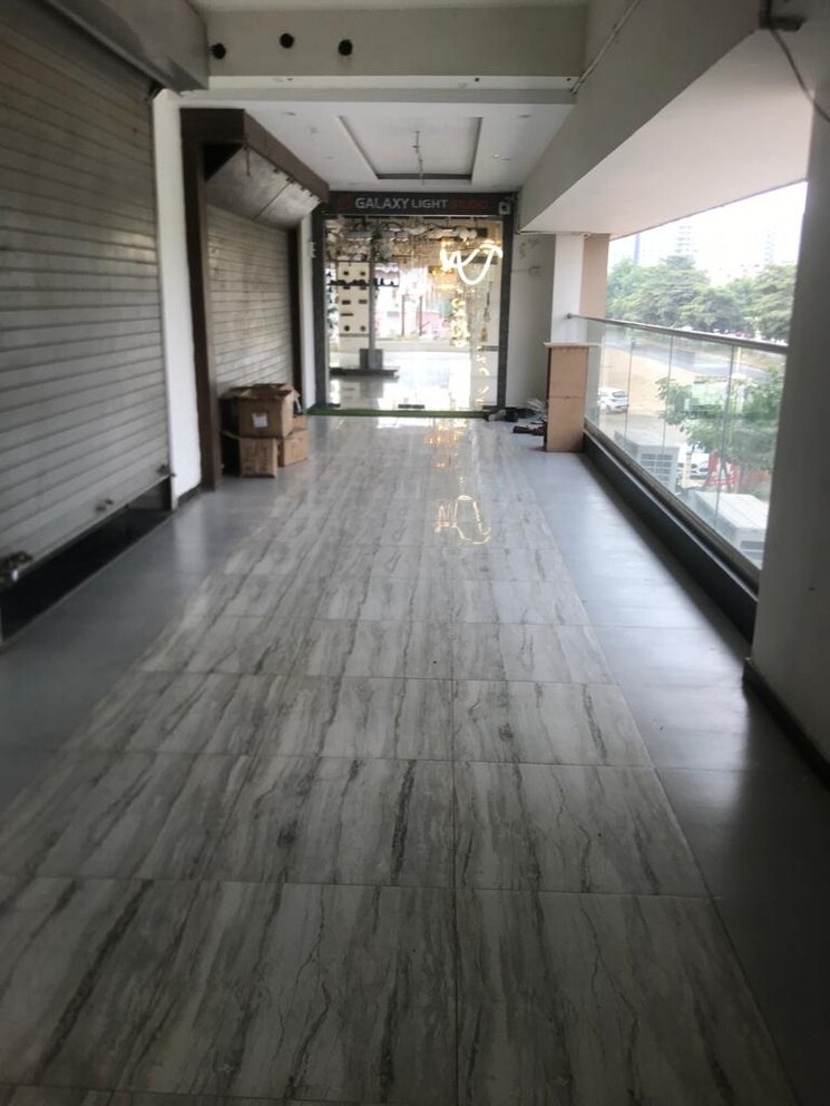 Balcony, science city Commercial Office Space 760 Sq.Ft. In Science City Ahmedabad 9277010