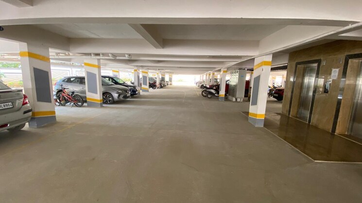  Parking, sri-vidhathri-enclave 2 Bedroom 1050 Sq.Ft. Apartment In Electronic City Bangalore 9277041
