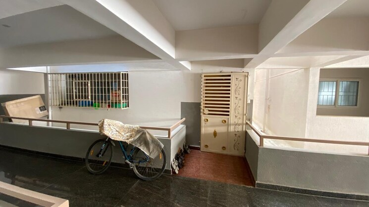  Parking, sri-vidhathri-enclave 2 Bedroom 1050 Sq.Ft. Apartment In Electronic City Bangalore 9277041