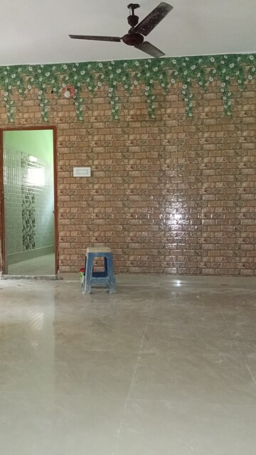 Parking in 3 BHK Apartment at Kristi Villa, Chinar Park – for Rent