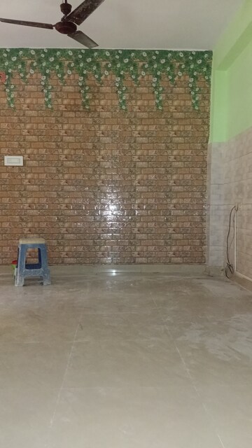 Parking in 3 BHK Apartment at Kristi Villa, Chinar Park – for Rent