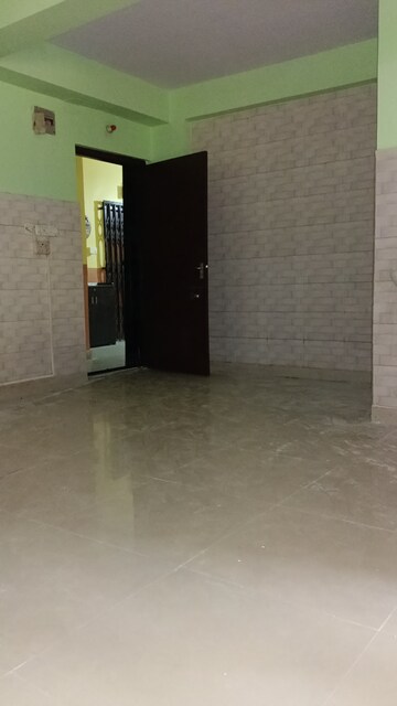 Room in 3 BHK Apartment at Kristi Villa, Chinar Park – for Rent