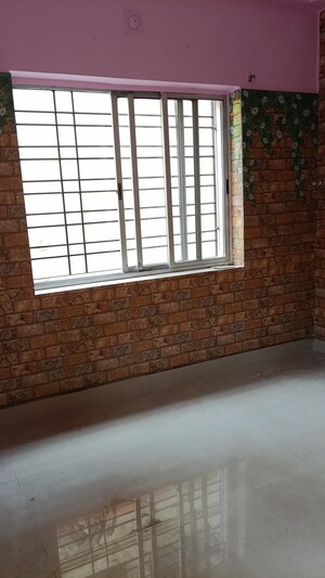 Room in 3 BHK Apartment at Kristi Villa, Chinar Park – for Rent