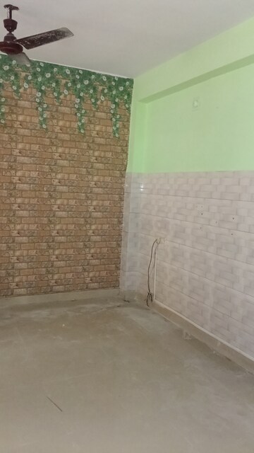 Bathroom in 3 BHK Apartment at Kristi Villa, Chinar Park – for Rent