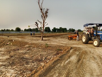  Plot For Sale in Gwalior Road
