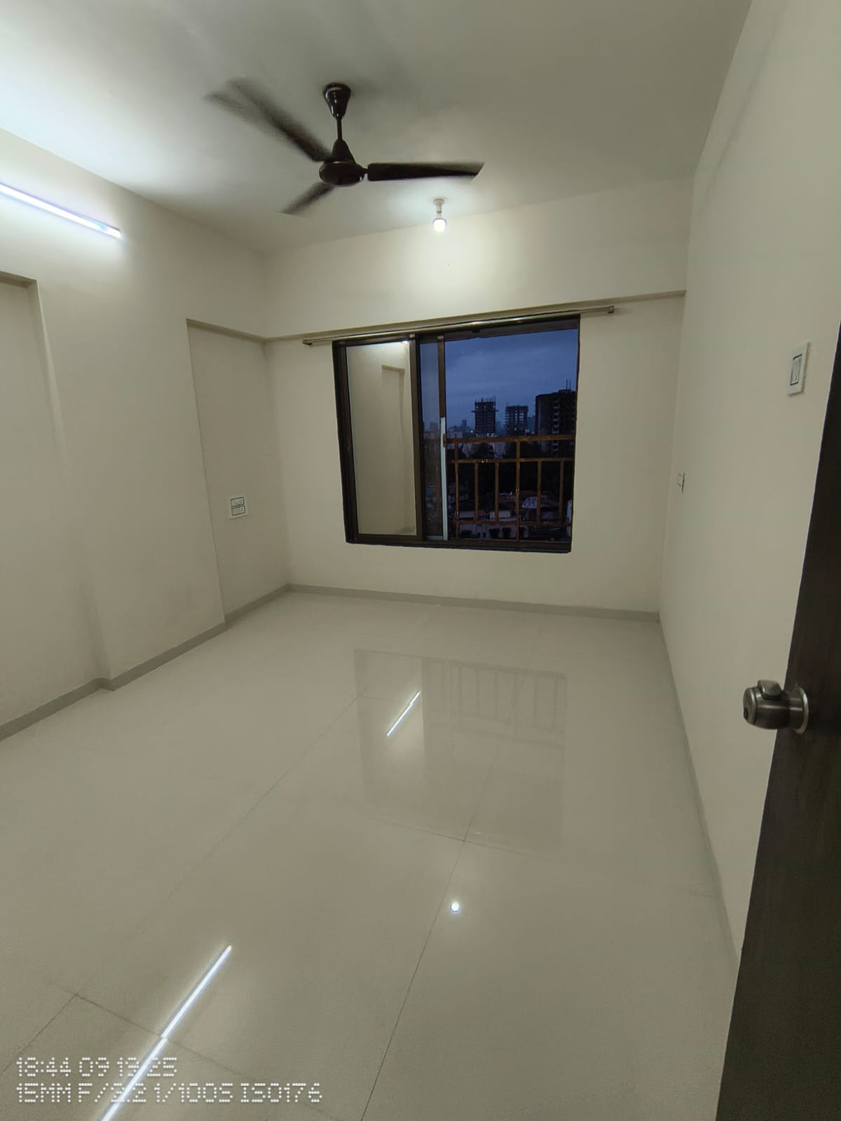 2.5 BHK Apartment For Rent in Modi Spaces Ganges