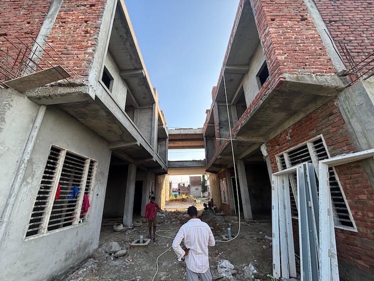 Exterior View, sadullapur 3 Bedroom 75 Sq.Yd. Villa In Sadullapur Greater Noida 9277103