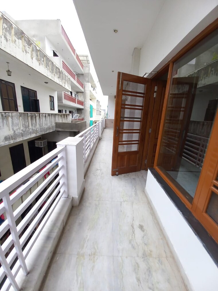 Balcony, sector 10 2 Bedroom 1235 Sq.Ft. Builder Floor In Sector 10 Gurgaon 9277144