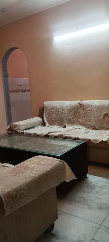Living Room in 2 BHK Builder Floor at Saket – for Rent