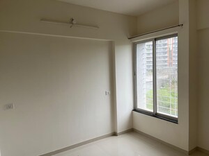 Room in 2 BHK Apartment at Vasupujya Neco Beaumont, Nibm Annexe – for Rent