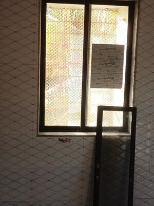 Room in 1.5 BHK Apartment at New Evershine Gardens, Vasai West – for Rent